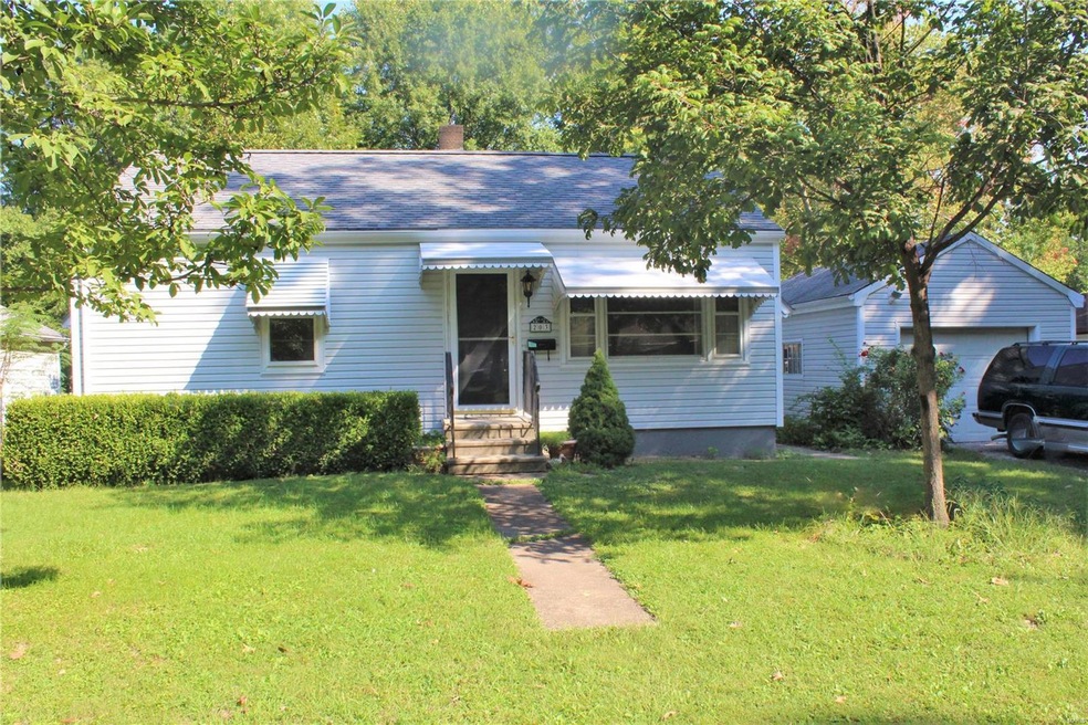 203 E Temple St, Freeburg, IL 62243 - photo 1