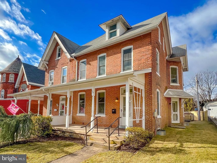 112 S 6th St, Perkasie, PA 18944 - photo 1