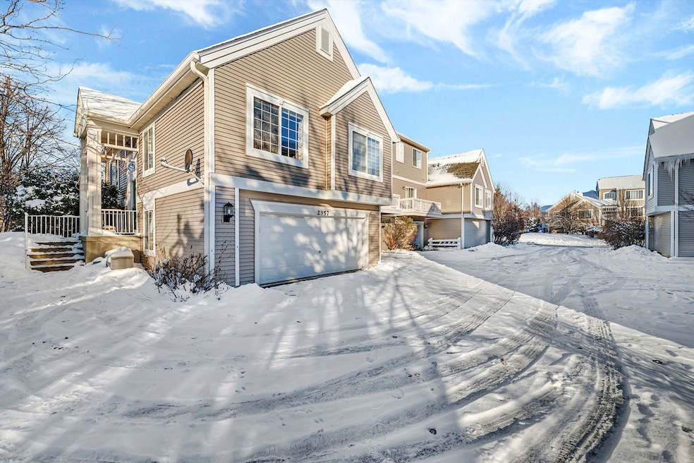 2357 Twilight Dr, Aurora, IL 60503 - photo 1