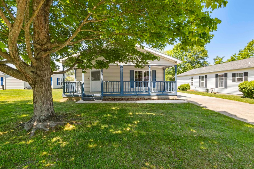 94 Baltusrol Dr, Hamilton, NJ 08330 - photo 1