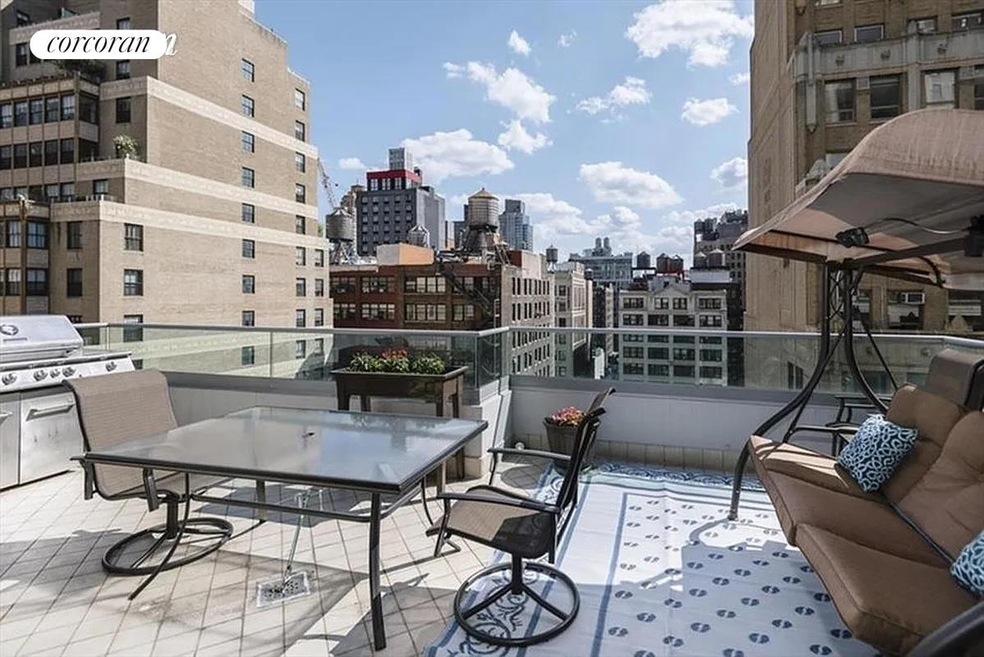 143 W 30th St unit PHA, New York, NY 10001 - photo 1