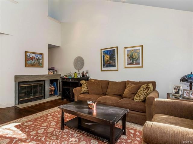 222 Lakeside Dr, South Salem, NY 10590 - photo 1