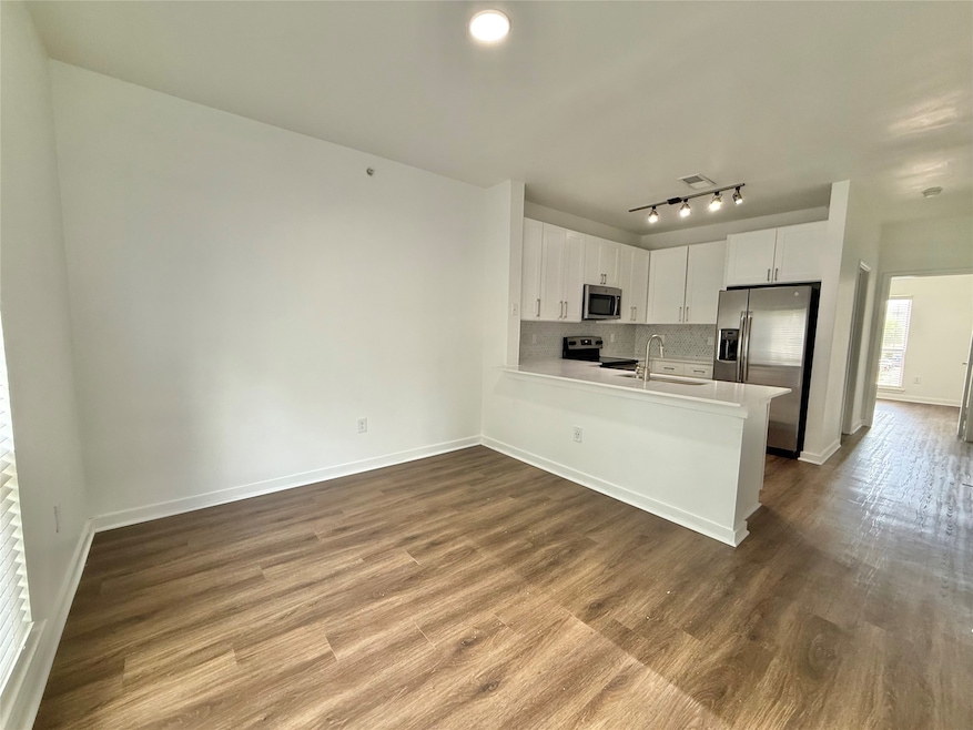 6740 Windhaven Pkwy unit 6027, the Colony, TX 75056 - photo 1