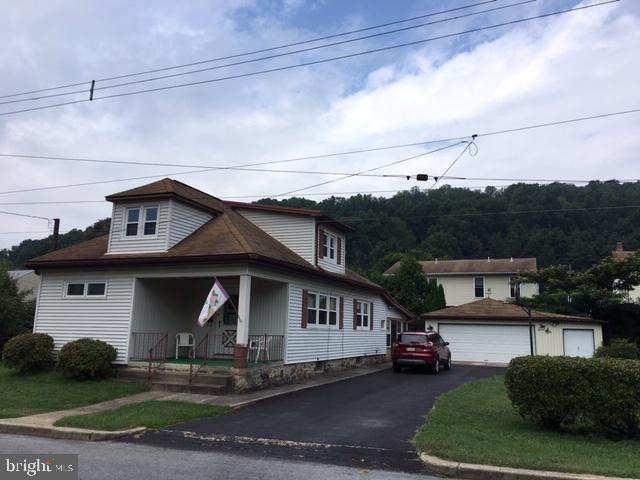 32 Myrtle Ave, Reading, PA 19606 - photo 1