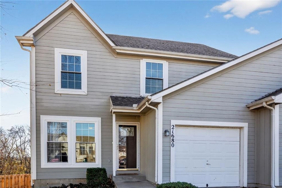 21680 S Main St, Spring Hill, KS 66083 - photo 1