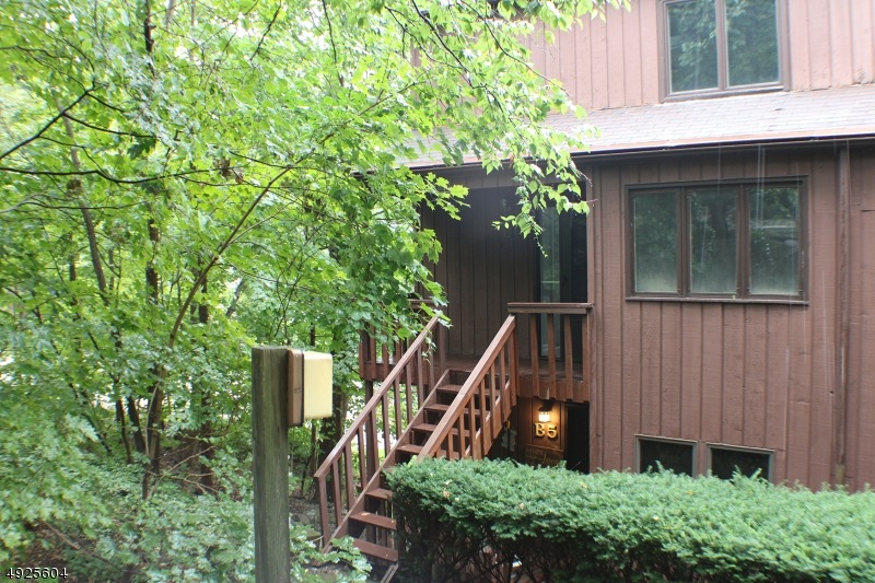 9 Village Way unit 6, Vernon, NJ 07462 - photo 1