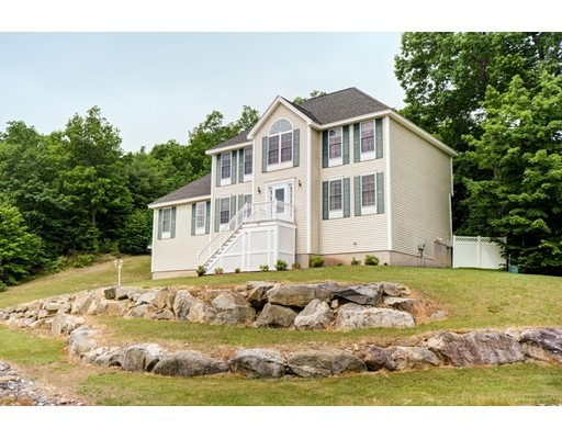 32 Autumn Woods Rd, Salem, NH 03079 - photo 1