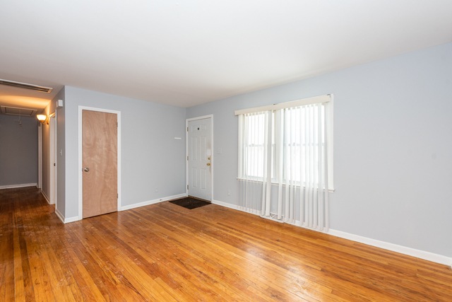 1520 Circle Ct, Waukegan, IL 60085 - photo 1