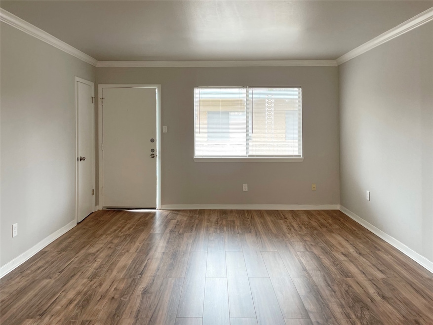 2206 Hazard St unit 4, Houston, TX 77019 - photo 1