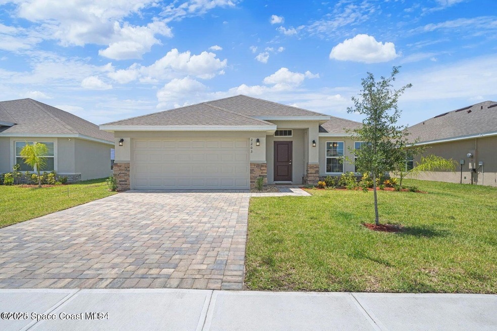 Sold $352,113