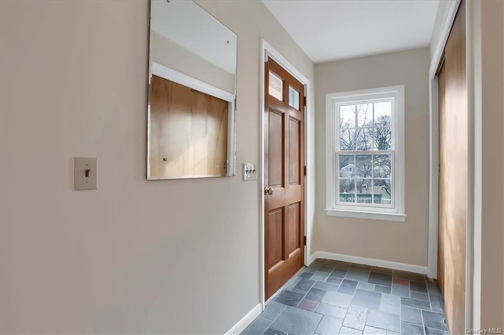 72 Thompson Ave, Croton On Hudson, NY 10520 - photo 1