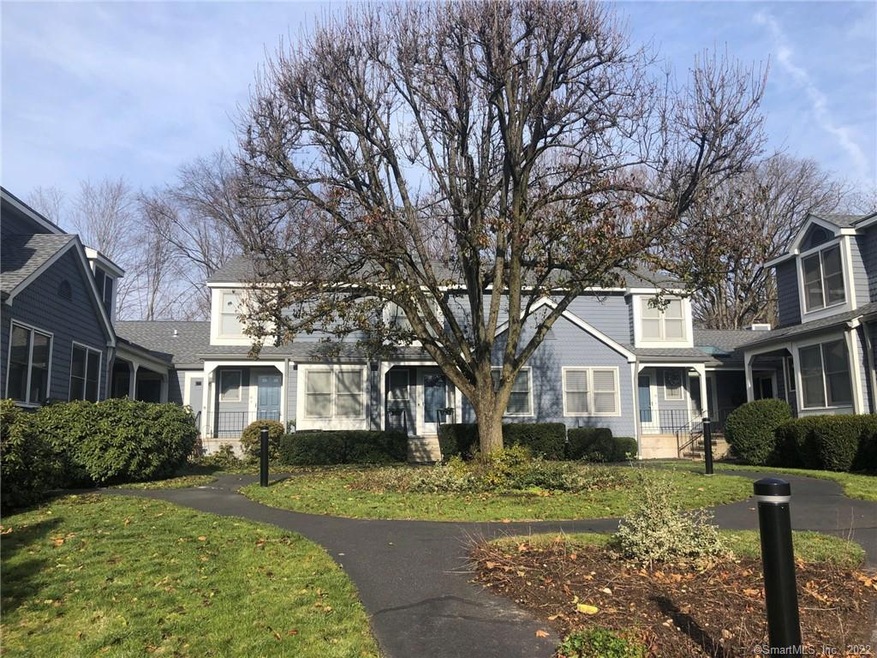 16 Fawn Ridge Ln unit 16, Wilton, CT 06897 - photo 1