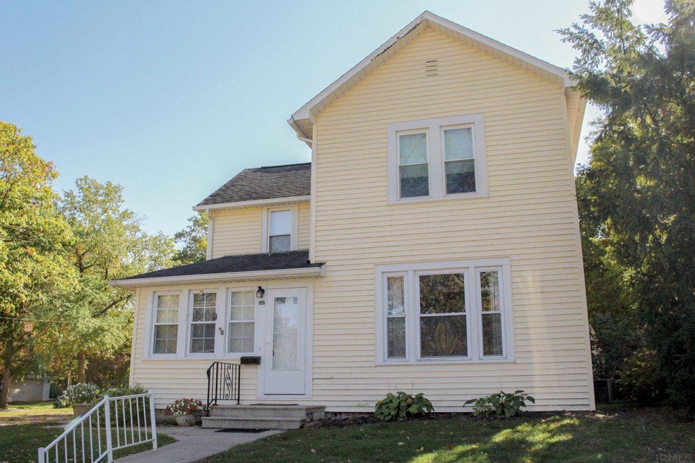 530 E Cherry St, Bluffton, IN 46714 - photo 1