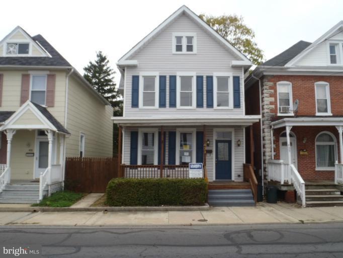 433 N Mulberry St, Hagerstown, MD 21740 - photo 1