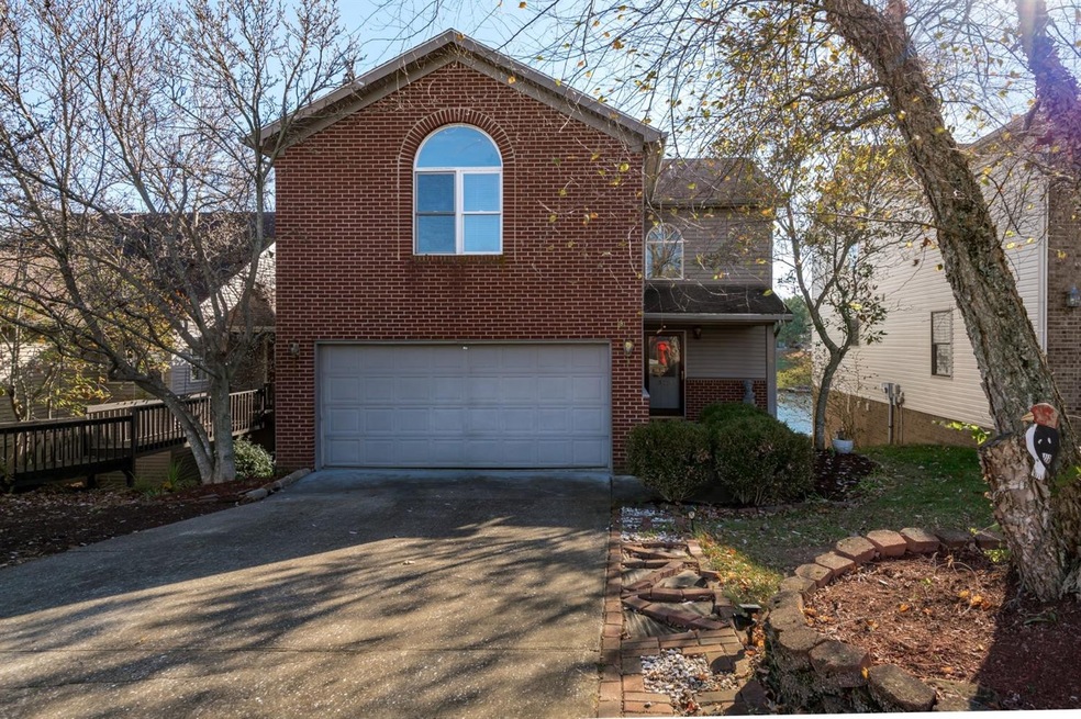 328 Village Dr, Frankfort, KY 40601 - photo 1