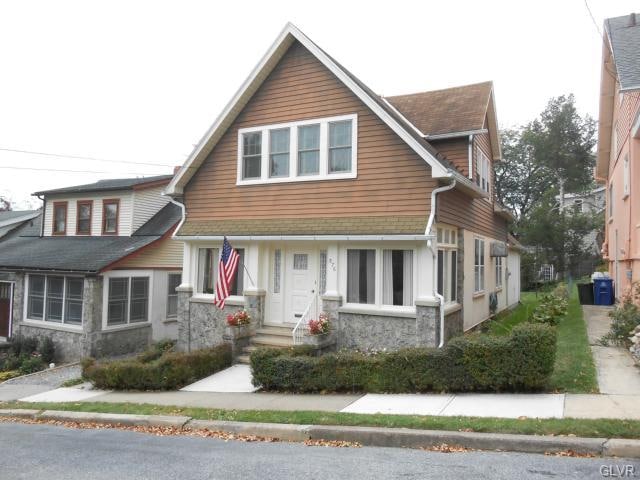 876 Cattell St, Easton, PA 18042 - photo 1