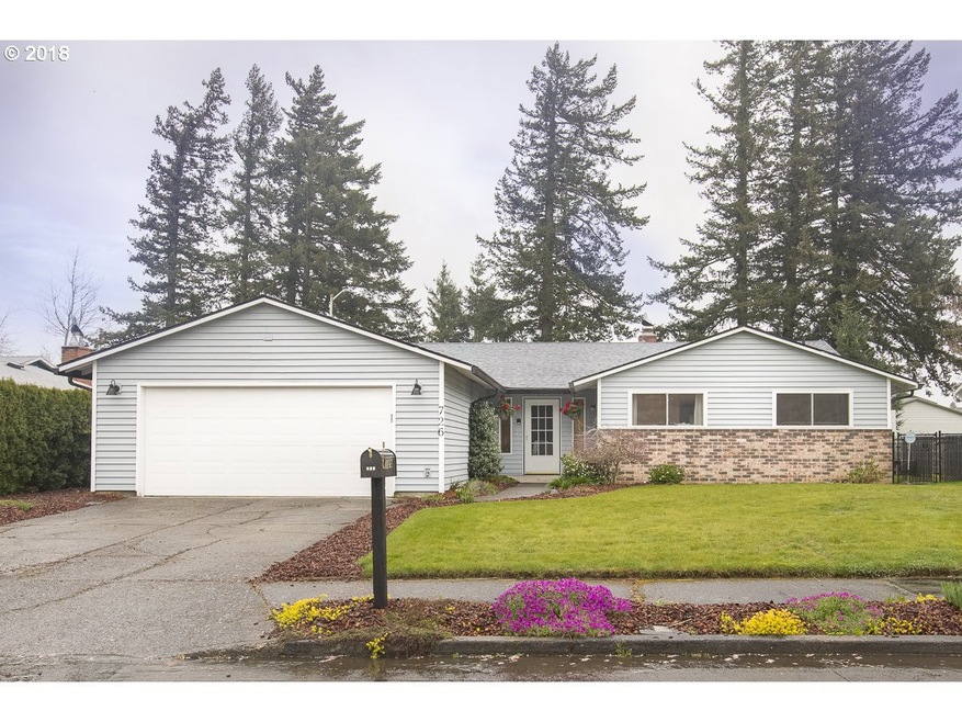 726 SW 20th Cir, Troutdale, OR 97060 - photo 1