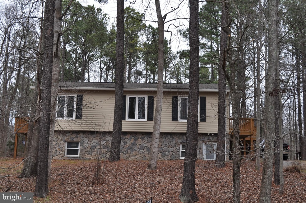 123 Travelers Cir, Montross, VA 22520 - photo 1