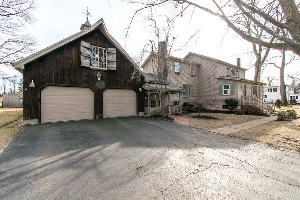 162 Cottage Rd, Enfield, CT 06082 - photo 1