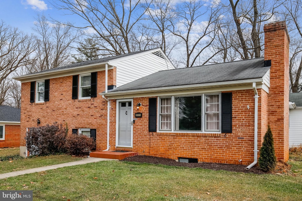 6509 Carroll Highlands Rd, Sykesville, MD 21784 - photo 1