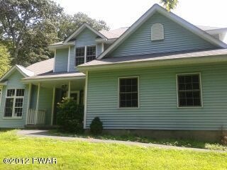 255 Locust Dr, Milford, PA 18337 - photo 1