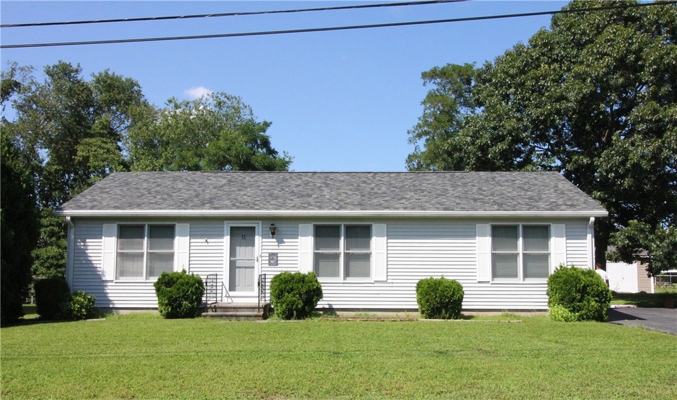 11 Taddy Ave, Warren, RI 02885 - photo 1