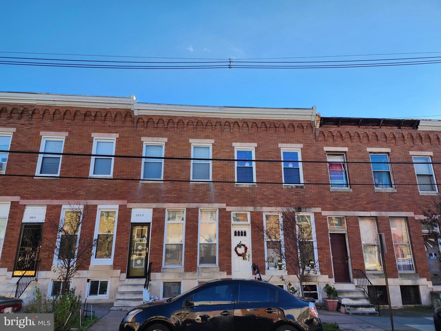 2607 E Oliver St, Baltimore, MD 21213 - photo 1