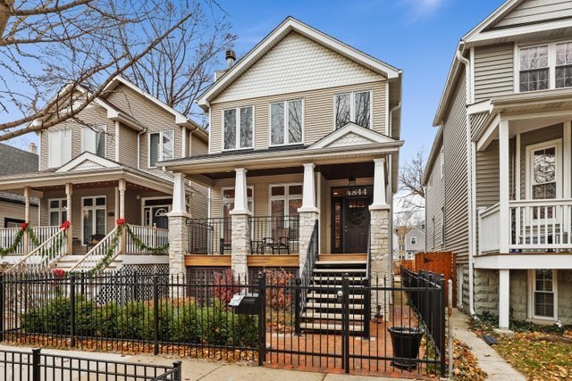 4844 N Seeley Ave, Chicago, IL 60625 - photo 1