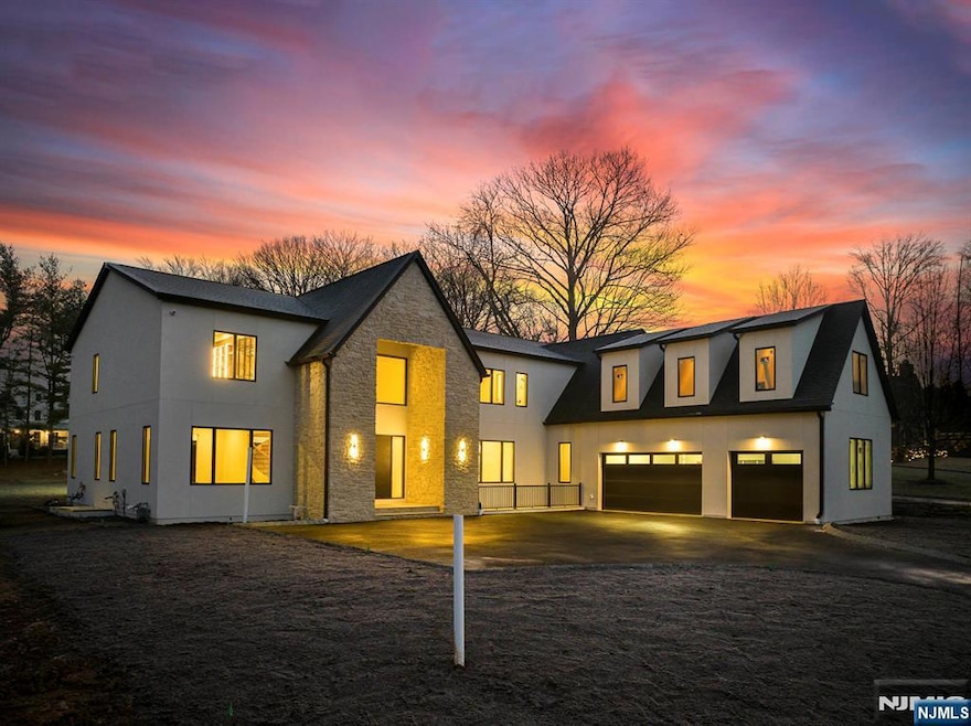 Watch the comprehensive video tour