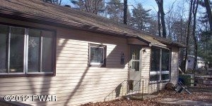 124 Maple St, Dingmans Ferry, PA 18328 - photo 1