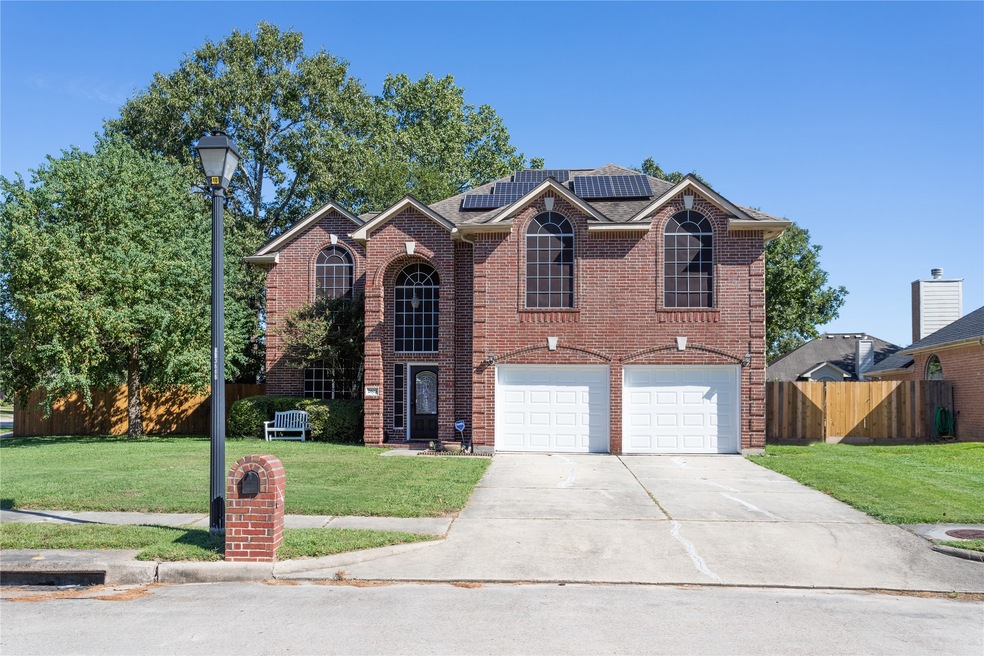 2603 Spring Bend Dr, Spring, TX 77386 - photo 1