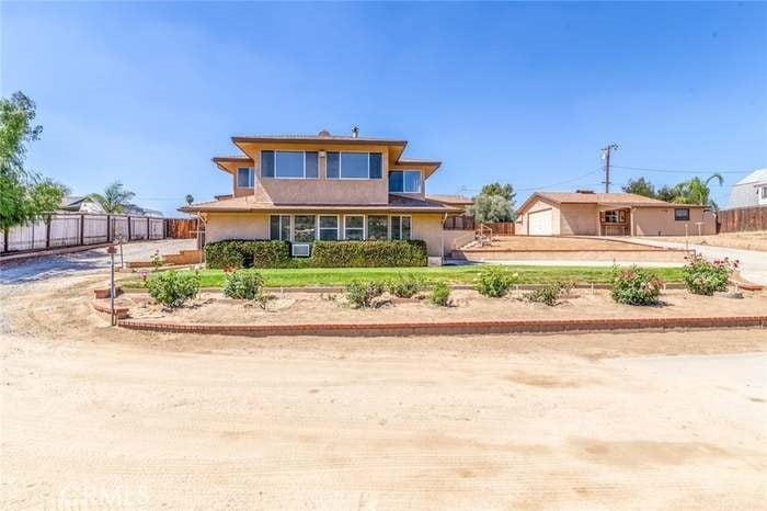 40330 Indian Tree Dr, Hemet, CA 92544 - photo 1