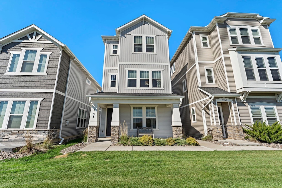 8154 Arrowwood Ln N, Maple Grove, MN 55369 - photo 1