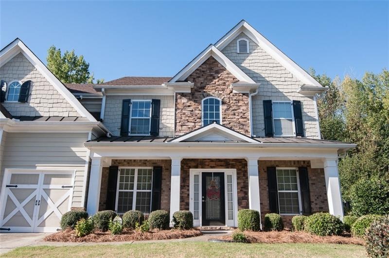 WELCOME TO THIS AMAZING 5 BEDROOM, 3 BATHROOM HOME