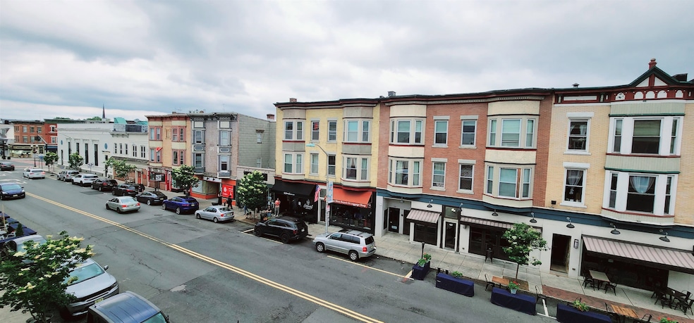 133 E Broad St unit 4, Westfield, NJ 07090 - photo 1