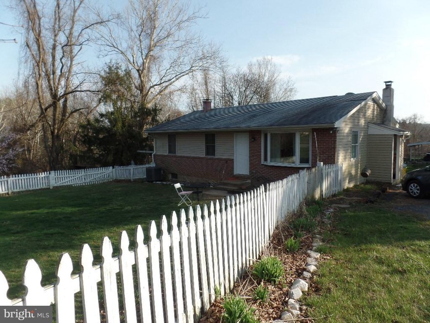 15902 Falls Rd, Sparks Glencoe, MD 21152 - photo 1