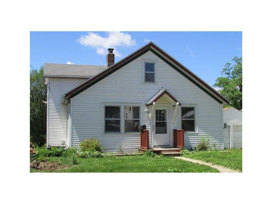 Facade/Exterior Front. Great 3 bedroom home with i