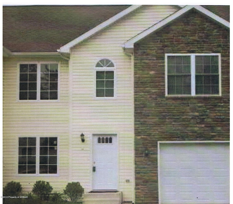 117 Mara Ln, Plains, PA 18702 - photo 1