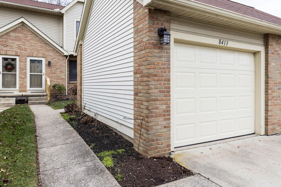 8413 Cliffthorne Way-01