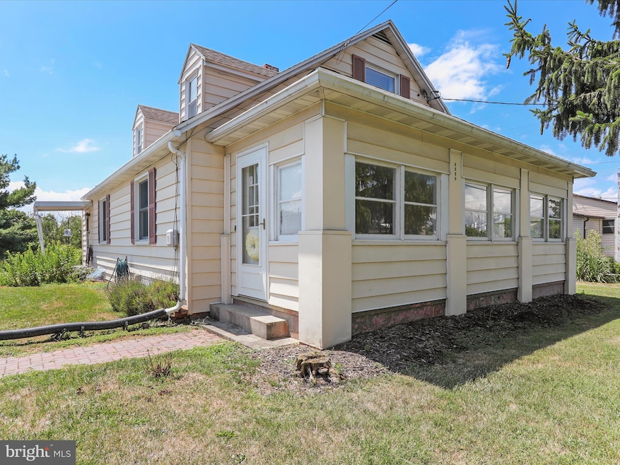 1054 Edenville Rd, Chambersburg, PA 17202 - photo 1