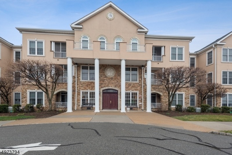 4201 Cleveland Ln unit 201, Rockaway, NJ 07866 - photo 1