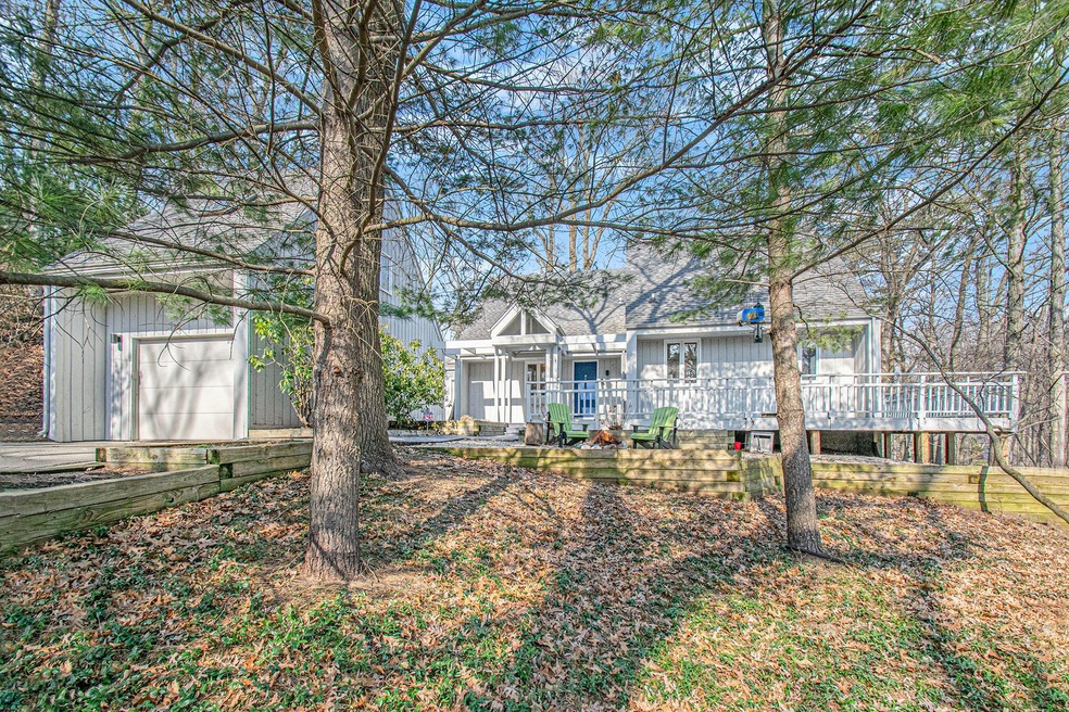 19355 Highland dr New Buffalo, MI 49117