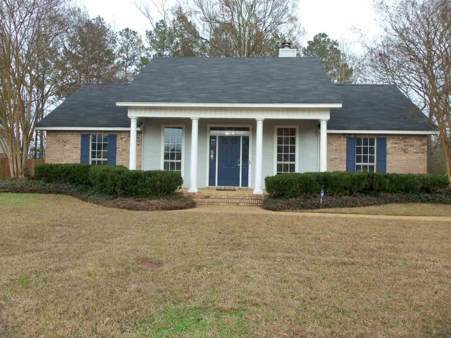 917 Mountain Crest Dr, Byram, MS 39272 - photo 1