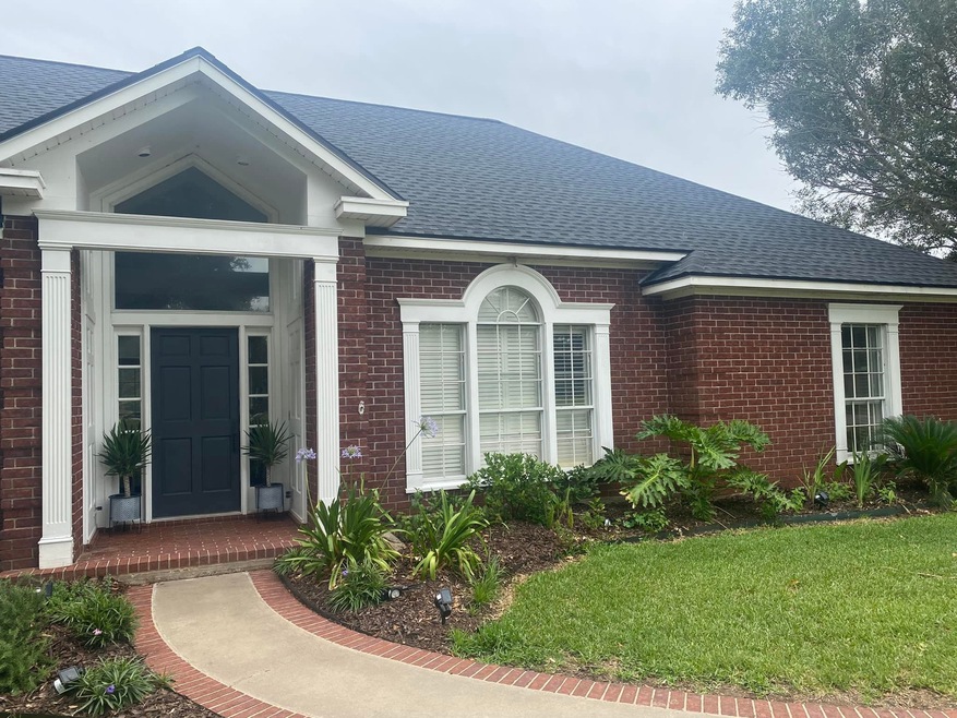 901 Timberline Dr, Bay City, TX 77414 - photo 1