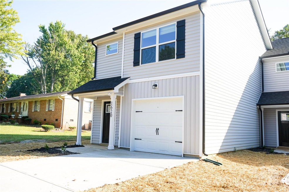 1620 Byrum St, Charlotte, NC 28216 - photo 1