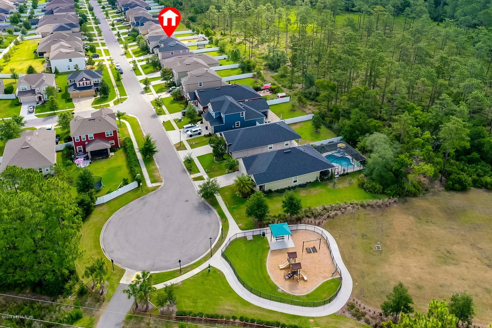547 Captiva Dr-38