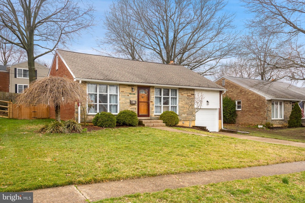 2208 Bradmoor Rd, Wilmington, DE 19803 - photo 1