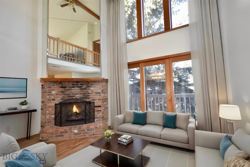 Virtually Staged, livingroom