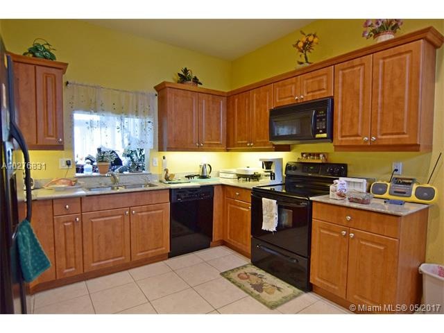 unlisted-address, Davie, FL 33328 - photo 1