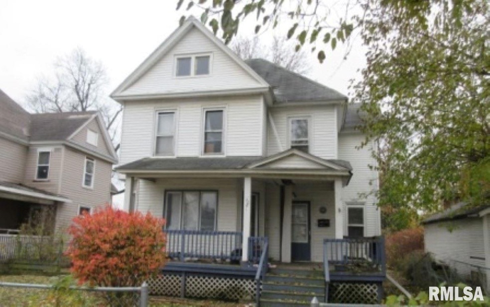 621 W 15th St, Davenport, IA 52803 - photo 1
